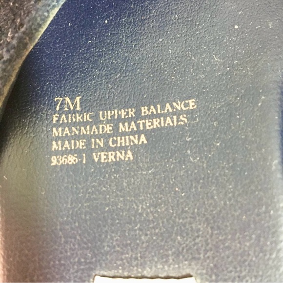 connie blue velvet platforms - Picture 9 of 11